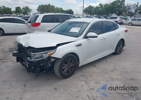 2020 Kia Optima Lx z USA, uszkodzony, nr VIN 5XXGT4L36LG394433